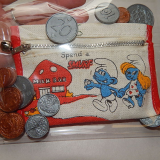 1970's Smurf coin purse