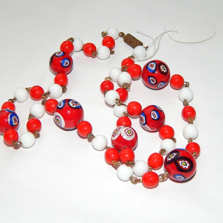Vintage Red and White Mellefiori Glass bead necklace