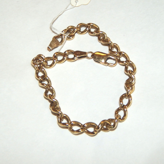 23cm 9ct gold Twisted Curb Link Chain bracelet. 22.4 grams