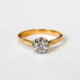 18ct Gold & .83ct Carat Diamond Solitare Ring