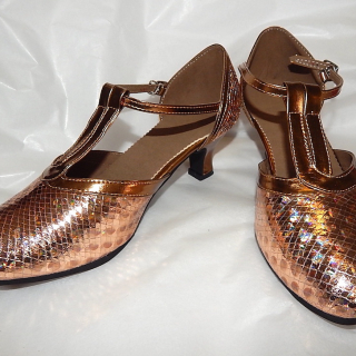 Art Deco style Gold Shoes. Size 39