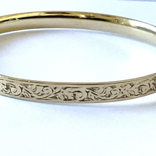 9ct Gold metal core thin snap Bracelet