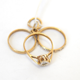 Gold Charm. Set of 3  Rings