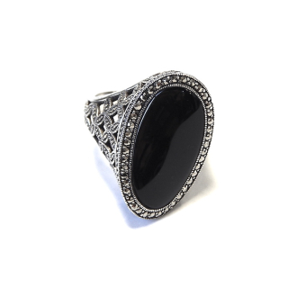 Gorgeous Sterling Silver Marcasite and Onyx Ring