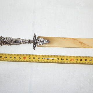 1894 Sheffield Sword Page Turner