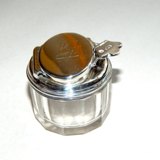 Antique Sterling Silver Topped lockable Snuff
