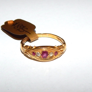 Antique 18ct Gold Ruby and Diamond Ring. 1907