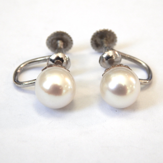 14ct White Gold Cultured Pearl Screw on Earrings