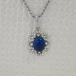 Pretty silver and crystal Blue necklace