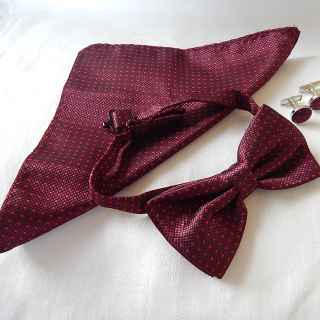 NEW Bow Tie , Cuff Link & Pocket Square set. Maroon
