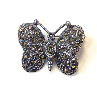 Sweet Little silver and Marcasite Brooch